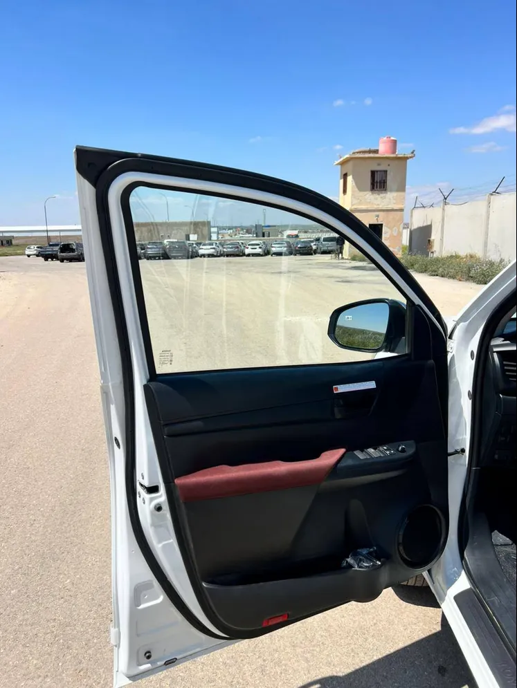 هايلوكس ناصي