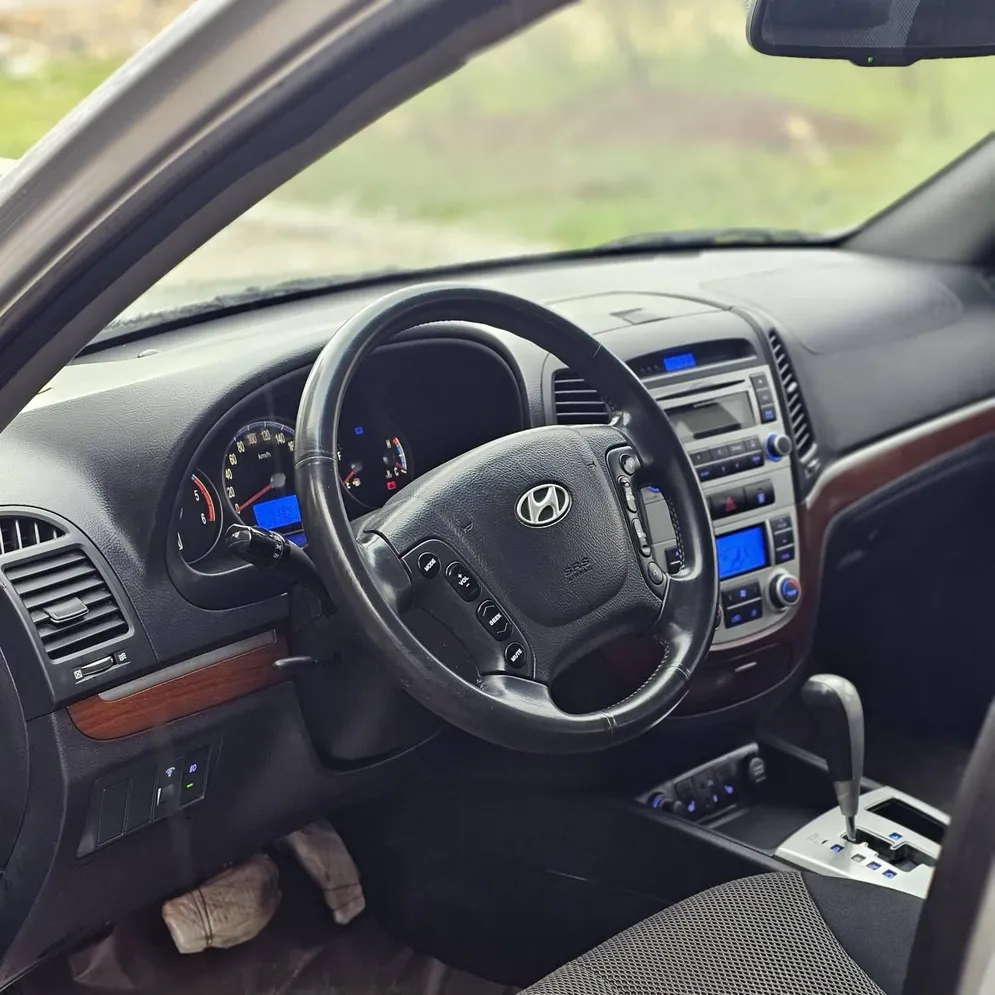 هيونداي سنتافي سي إم  4