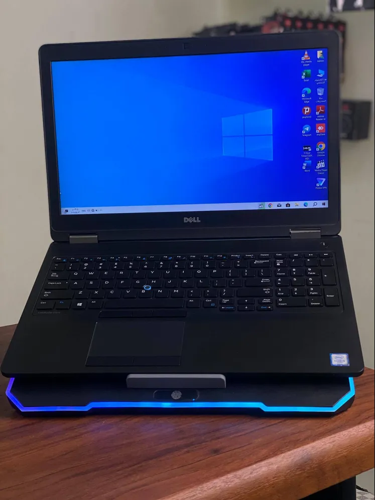 Dell Latitude E5570 4