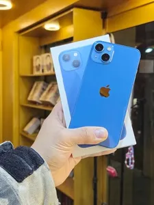 IPhone 13 4