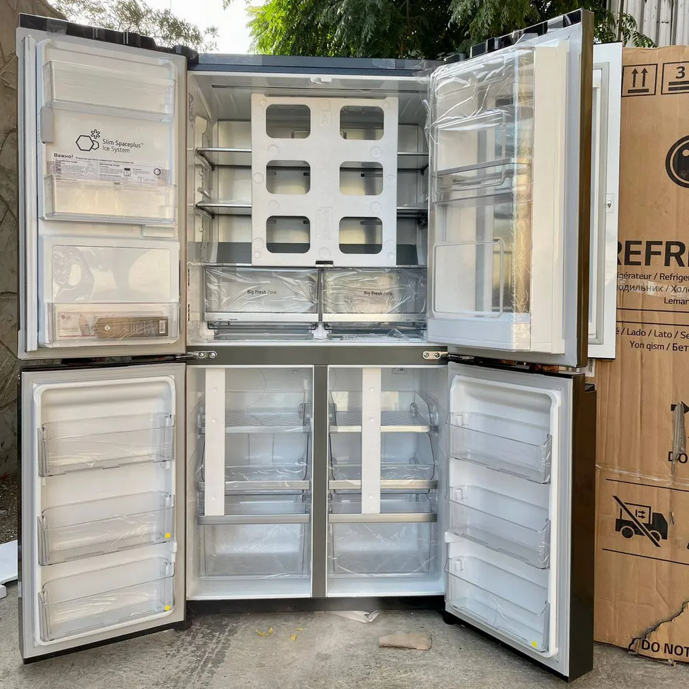 براد ال جي كوري