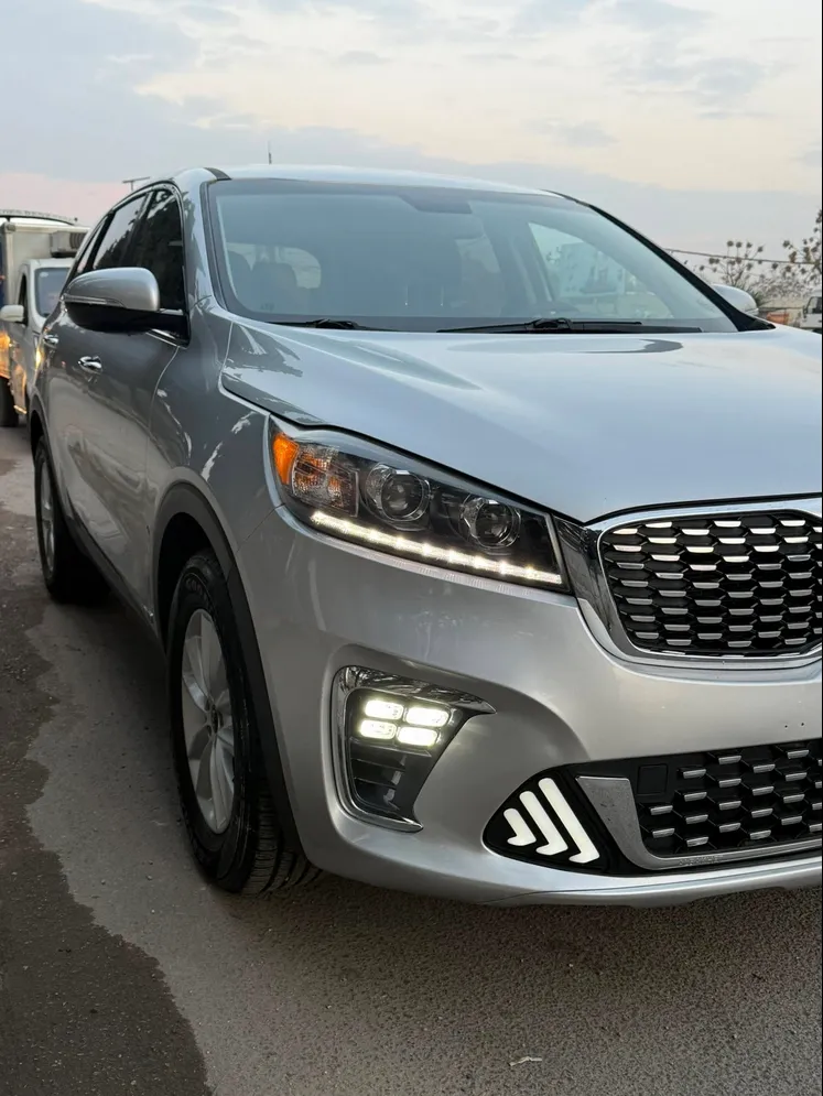 Kia sorento 4