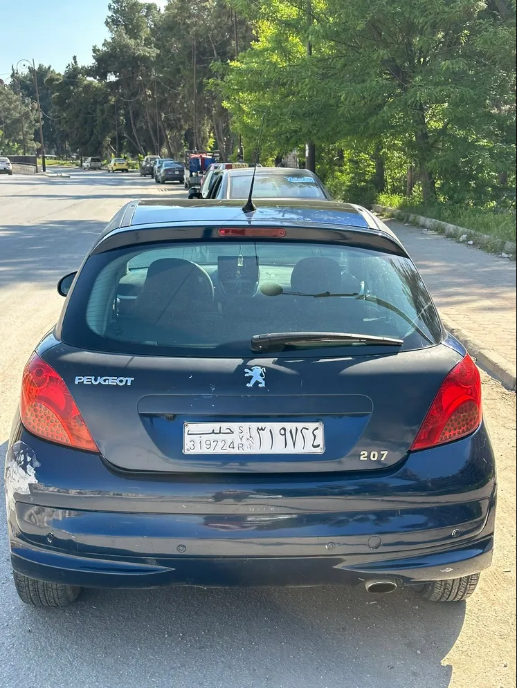 بيجو 207