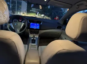 Nissan sentra 2