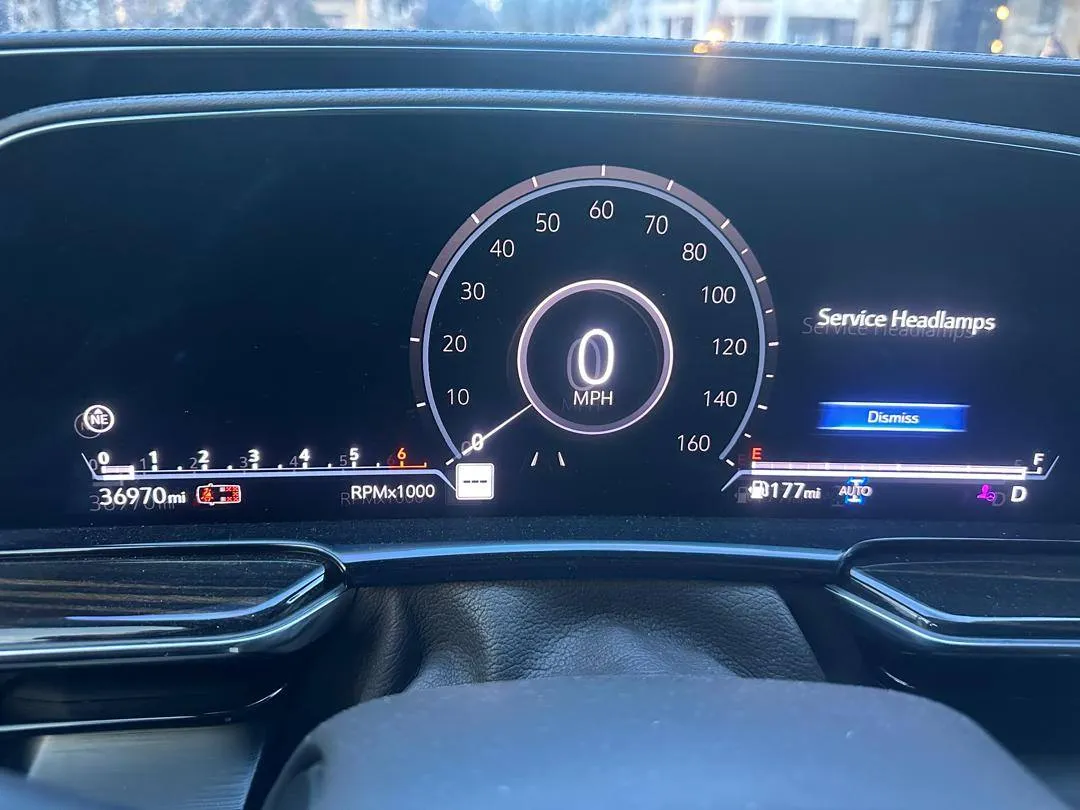 كاديلاك إسكاليد 2023  4