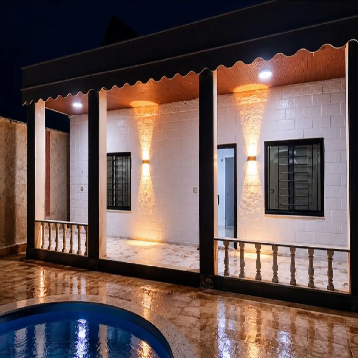 مزرعه للايجار...طريق المليحه للتواصل 0998930061 2