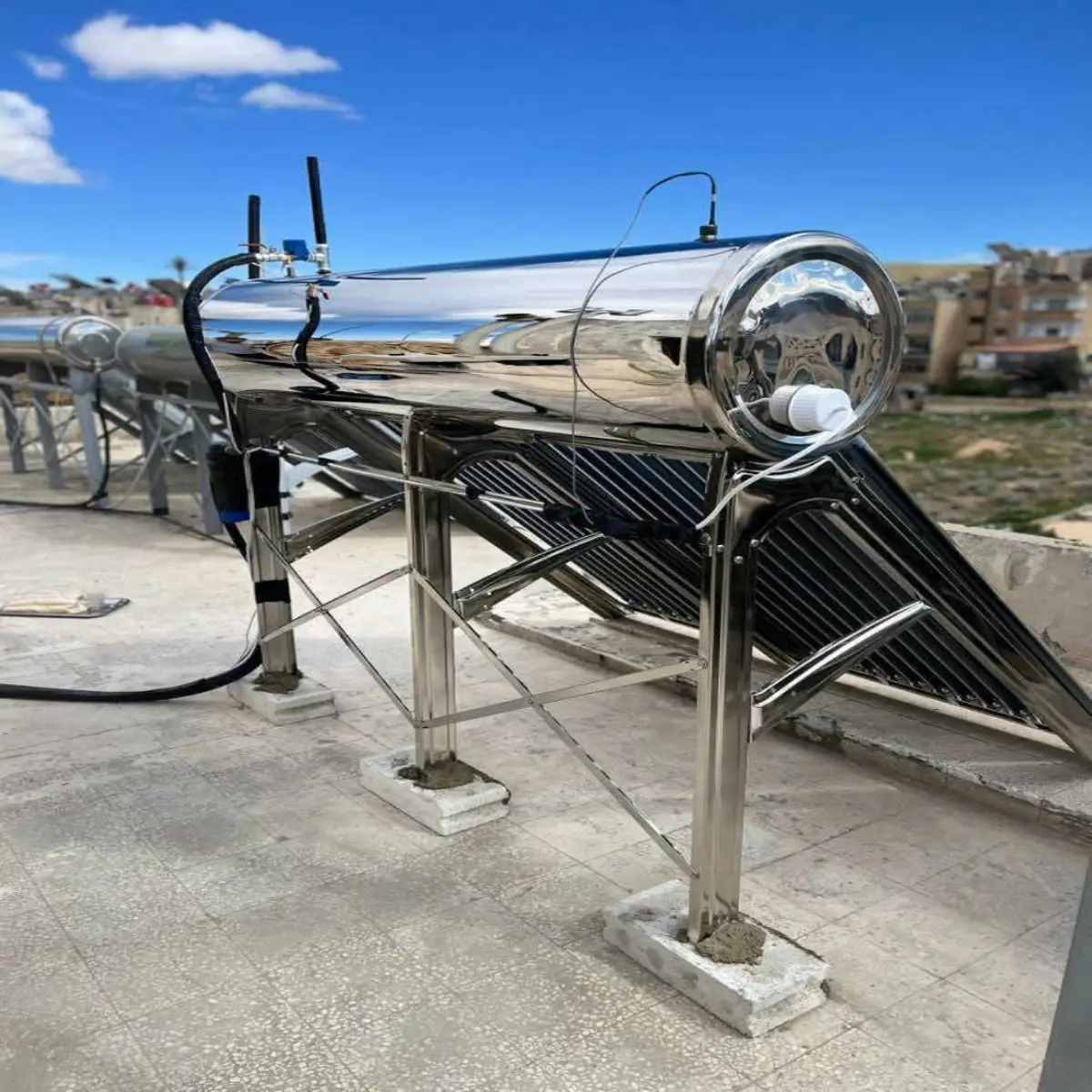 سخان ماء شمسي 2