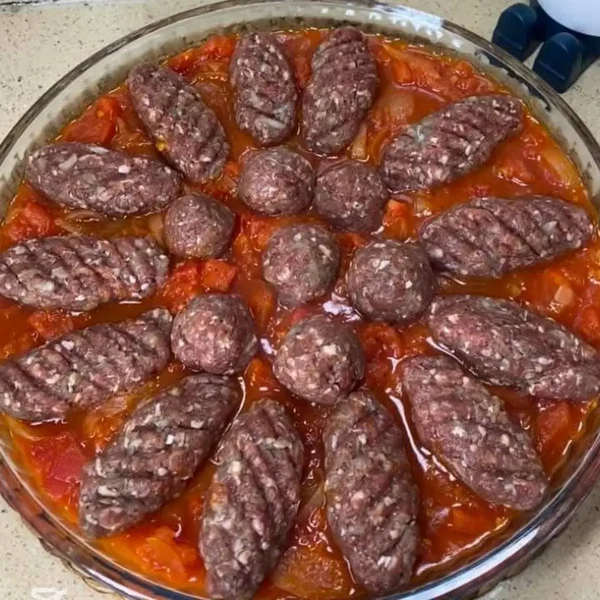 طعام لذيذ